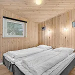 Σπίτι διακοπών 2 Bedroom Cozy In Roslev