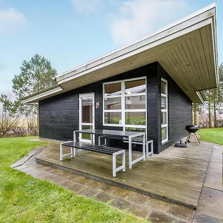 Holiday home 2 Bedroom Cozy In Roslev Sallingsund